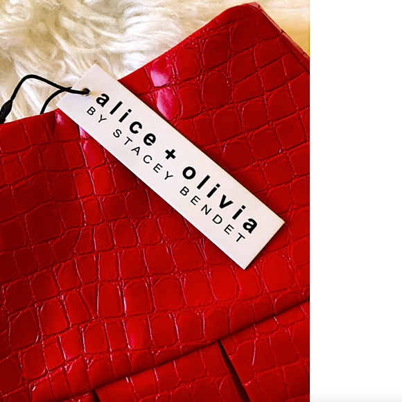 ALICE + OLIVIA Emilie Croc Embossed Faux Leather Pleated Mini SKirt - Picture 4 of 14